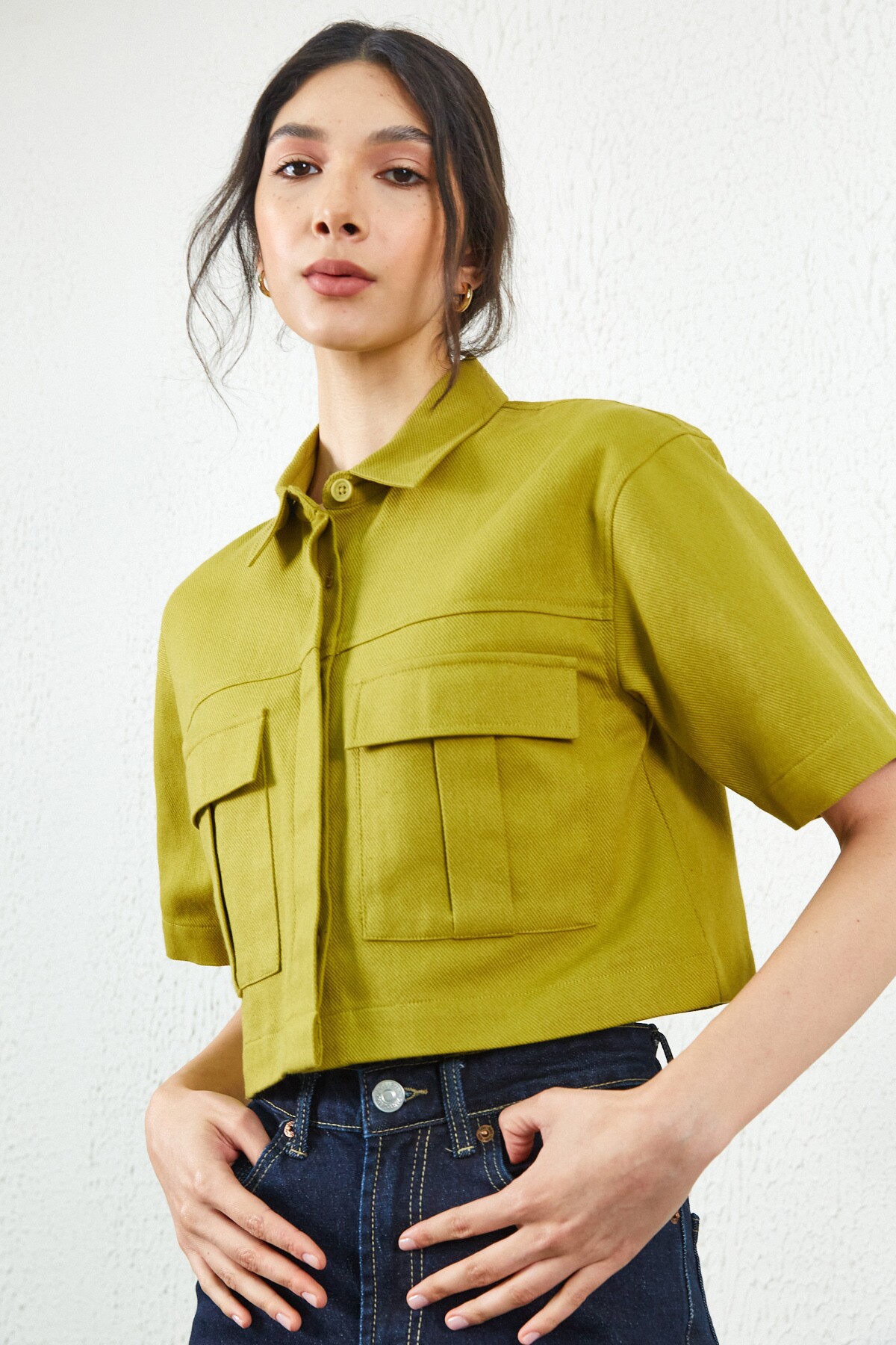 Olive Crop Gabardin Ön Cep Detaylı Gömlek | MKW167568-01