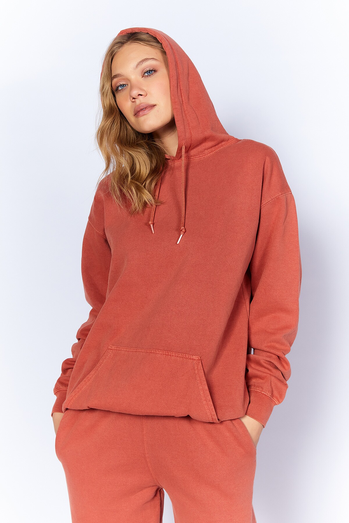 Kiremit Eskitme/soluk Efektli Regular/normal Kalıp Kapşonlu Kanguru Cepli Örme Sweatshirt | MKW278851-01